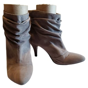 Bamboo Women's Gray Ankle Slouch 3 in Boots Heels - Picture 1 of 11