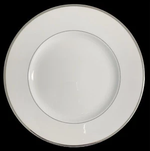 Beautiful Set of 4 Mikasa HK301 CAMEO PLATINUM Salad Plates NEW WITH TAGS! - Picture 1 of 4