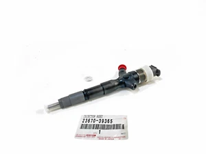 2367039365 Toyota Land Cruiser Hilux KUN16 KDJ150 Genuine Injector NEW OEM - Picture 1 of 1