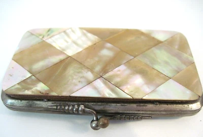 Antique Mother of Pearl Panel Accordion Coin Purse Bag Foto 1 de 4