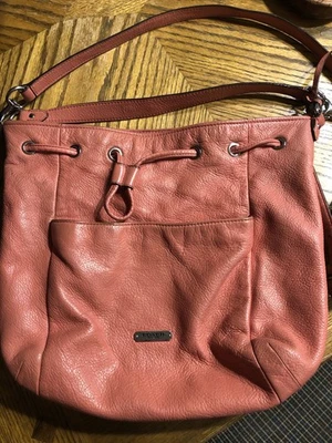  Cartera Coach Hombro Cubo Cordón Salmón Guijarro Cuero Hobo Borla Foto 1 de 4