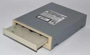 Unidad de CD ROM Apple 32X *Usada* 661-2191, CR-589-B - Imagen 1 de 4