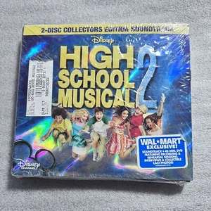 HIGH SCHOOL MUSICAL 2 DISC CD w/ EXCLUSIVE DVD and Collectible Photos BRAND NEW - Imagen 1 de 5