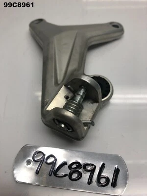 MV AGUSTA F3 800 2012 - 2016 SOPORTE DE CLAVIJA RH RIDERS LOTE ORIGINAL 99C8961 M1952 Foto 1 de 3