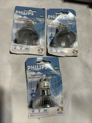 3 Pack Philips 50W GU10 Base Indoor Flood Bulbs - Image 1 of 2