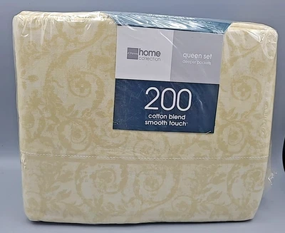 New JC Penney Home Smooth Touch Queen Sheet Set – 200 TC - Gold Floral Print - Image 1 of 4