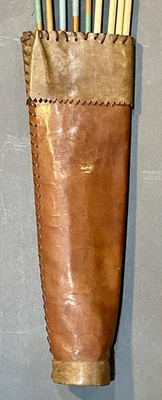 Carcaj flecha estilo nativo infantil de cuero hecho a mano vintage con flechas, Fred Bear Foto 1 de 4