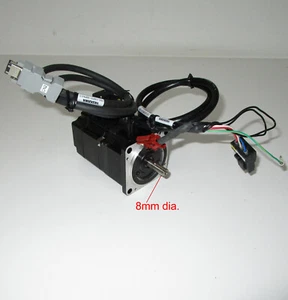 Servomotor de CA Yaskawa SGMPS-01ACA-YA13 - Imagen 1 de 7