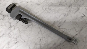 24" Pony Aluminum handle PIPE WRENCH 01-624 - Picture 1 of 3