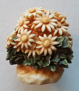 Lord Byron's Harmony Garden Daisy Trinket Box Figurine 1997 Ladybug Retired Rare - Picture 1 of 14
