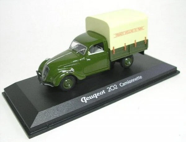 Furgoneta Peugeot 202 (1947) verde 1:43 NOREV Foto 1 de 1