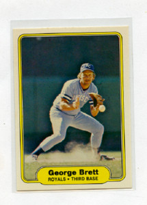 1982 FLEER # 405   GEORGE BRETT , ROYALS
