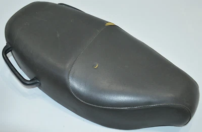 PIAGGIO SFERA 50 SITZ SITZBANK FAHRERSITZ SOZIUSSITZ GRIFFE SATTEL POLSTER SEAT - Bild 1 von 4