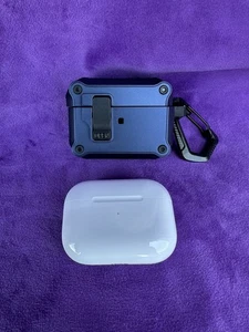 Étui de chargement MagSafe Lightning de remplacement Apple AirPods Pro 2e génération A2700 UNIQUEMENT - Photo 1 sur 8