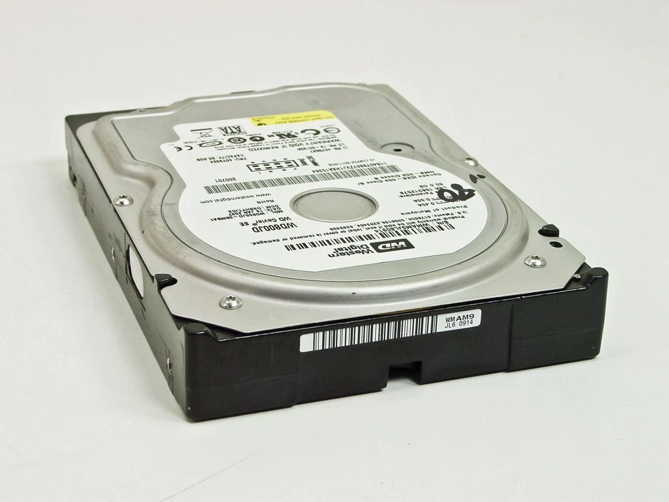 IBM 40Y9034 80GB 3.5" SATA Hard Drive - Western Digital WD800JD-08MSA1 - Image 1 of 4