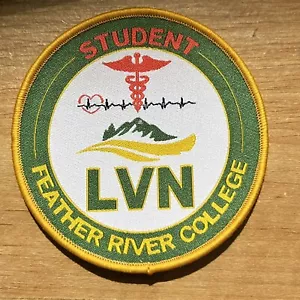 Parche Feather River College LVN - California - 3 1/2 pulgadas x 3 1/2 pulgadas - Imagen 1 de 2