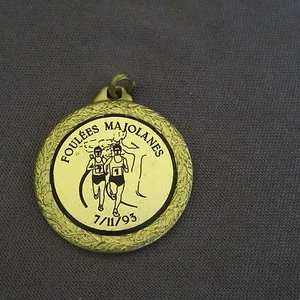 881B Médaille Laiton Sport Course à pied Cross Marathon Foulé Majolanes 1993 - Picture 1 of 1