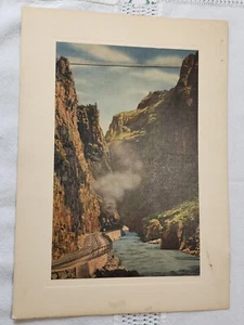 Vintage Lithographie Hängebrücke vom Boden der Royal Gorge Colorado - Bild 1 von 4