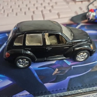 Chrysler PT Cruiser Diecsst Car 1:24 NewRay 2000 Vintage - Image 1 of 4