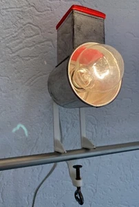 Hängelampe Alte Reibe Metall Leuchte Industriallook Lampe Upcycling Unikat Kunst - Bild 1 von 9
