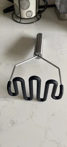 Non-Scratch Silicone Potato Masher Kitchen Tool Potatoes Masher Potato Masher - Picture 1 of 7