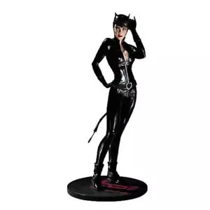 CATWOMAN Cover Girls of DC Universe Statue LE: 1607/5000 Adam Hughes NIB SEXY! - Picture 1 of 12