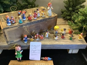 2168🌟Vintage Holiday Christmas Lot (25) Wood Ornaments Soldiers Choir Of Angels - Picture 1 of 10