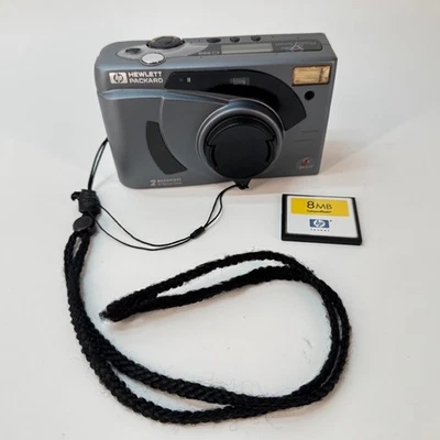 Vintage HP Photosmart 2.0MP Digital Camera Model C500 TESTED WORKING w/ 8MB Mem - Image 1 of 4