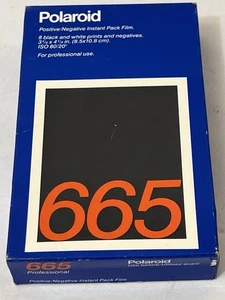 Polaroid 665 Instant B&W Film 8 Pictures ISO 80 EXP July 1990 New Old Stock - Picture 1 of 2