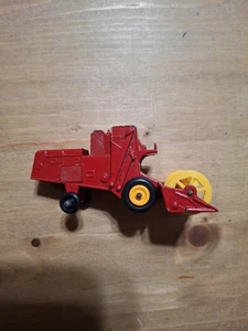 Vintage Matchbox Series Lesney No.65 Claas Combine Harvester Made in England - Picture 1 of 4