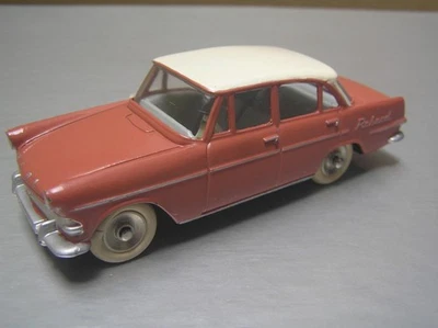 Opel Rekord francés Dinky 554 escala 1/43 hecho en Francia casi nuevo+ estado Foto 1 de 4