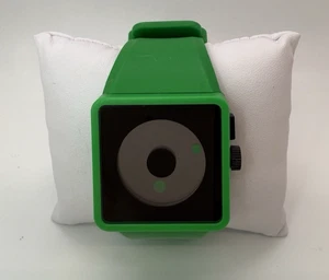 Rare Nixon The Newton Float On Green Rubber Quartz 38mm Watch 8" - Tested - Picture 1 of 13