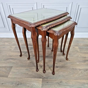 Antique Vintage Queen Anne Carved Wooden Nest Of 3 Tables - Glass Leather Tops - Picture 1 of 24