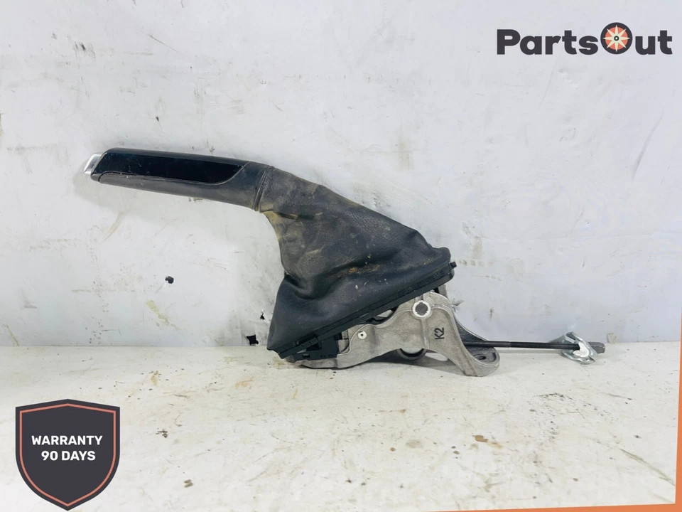 Volkswagen Golf 2017 freno de mano de emergencia negro 5GM711301D 90169 OEM Foto 1 de 4