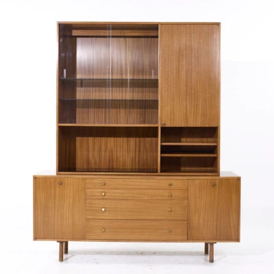 Harvey Probber Mid Century Caoba y Latón Credenza and Hutch Foto 1 de 4