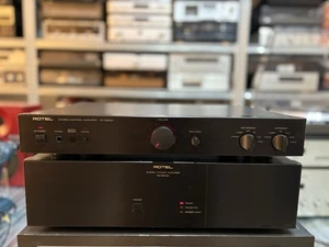 Rotel RB-980BX Endstufe und RC-990BX Vorstufe - Bild 1 von 10