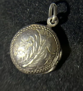 Silver Locket No Chain Vintage - Picture 1 of 3