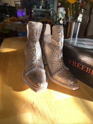 Steven Freebird 女式 Jameson 腮红 Croco 尺码 7 — 第 1/4 张图片