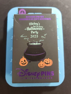NEW UNOPENED - MNSS Halloween Party 2025 Mystery Pins - 2 pins per box Foto 1 de 3