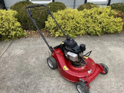 "Cortadora de césped Exmark Metro 26"" Walk Behind" Foto 1 de 4