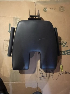 Accesorio de asiento de extensión de pierna extraíble Bowflex Ultimate 2   Foto 1 de 4