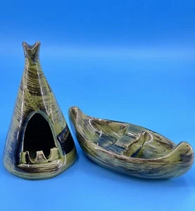 Vtg. Indian Teepee & Canoe Ceramic Ashtrays, Kitsch, Quebec Canada, Pair - Picture 1 of 7