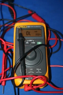 Mesurer le calibrateur de boucle de courant Fluke 707 donner simuler 0 - 20 m... - Photo 1/4