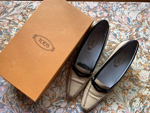 TOD’S Mocassini originali vintage anni '90 tacco gattino Tods 40 5 Uk7 marrone e nero