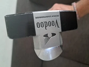 Never Compromise Voodoo Putter 35" Herren RH Stahlschaft mit Headcover - Bild 1 von 9