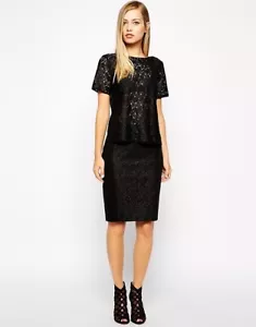 Karen Millen Original Skirt in Coated Lace, Black Size 12 Bnwt RRP£99 ST105 - Picture 1 of 7