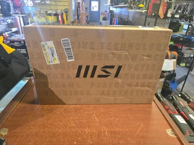 Portátil Gaming MSI Katana 15 15.6" B13VEK-1675US (1TB SSD, i7-13620H) SELLADO Foto 1 de 3