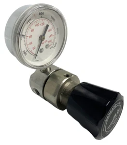 Air Products E11-L-C441C Inline Regler 400 PSI - Bild 1 von 3