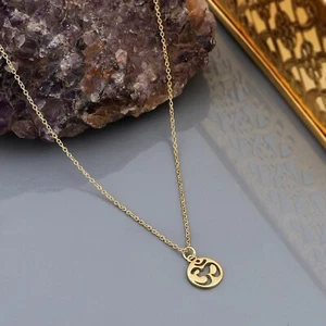 18K Gold Plated Om Symbol 925 Sterling Silver Chain Pendant Necklace Jewelry - Picture 1 of 2