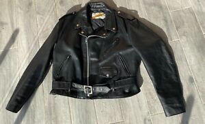 Perfecto SCHOTT made in USA black leather Size 46 little used / quasi neuf